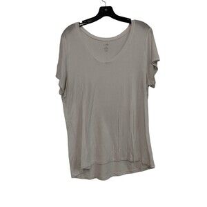 Just Be‎ white basic everyday tee